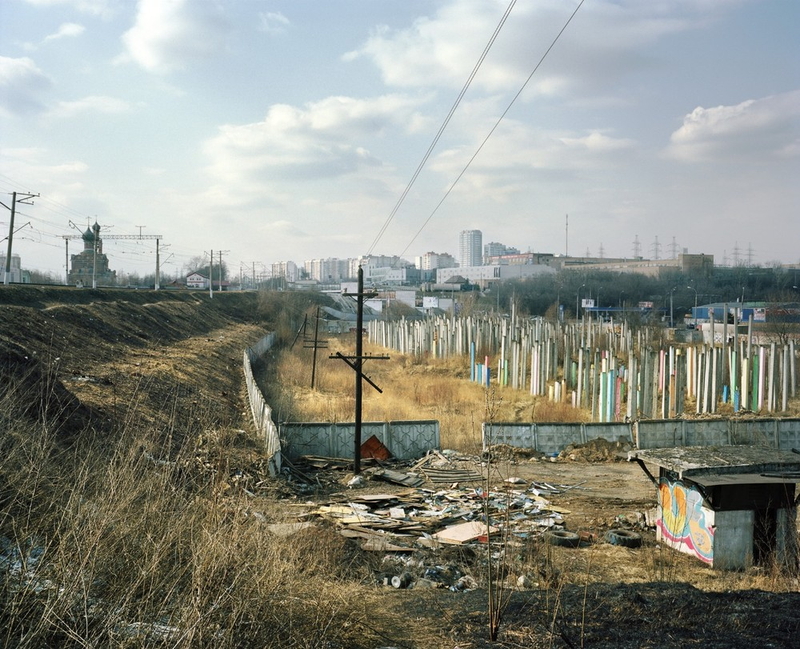 Illustration for article titled The Brutally Beautiful Wastelands of Outer Moscow